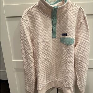 Patagonia Cream and Mint Quilted Sweatshirt